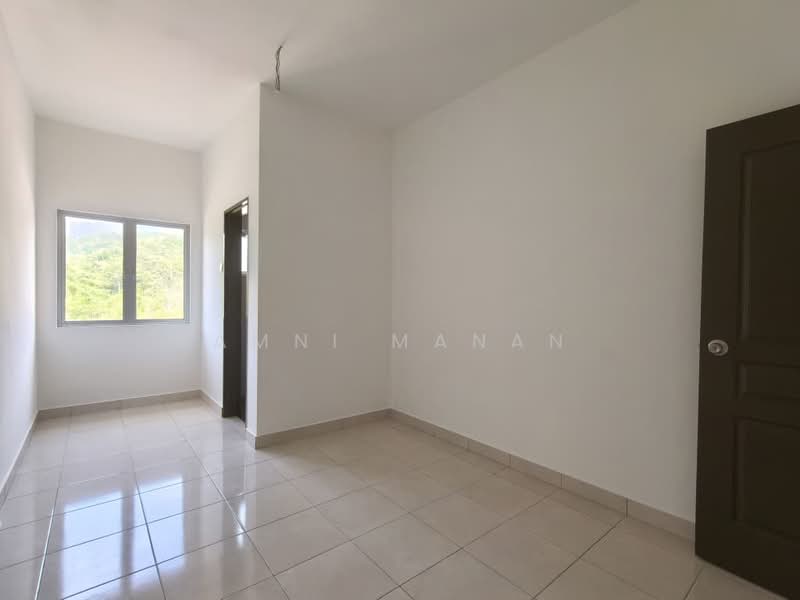 2-storey Terraced House for Sale in Bukit Beruntung (Selangor) - Amni Manan - Interior - PropertyGuru.com.my