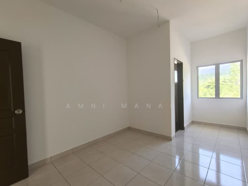 2-storey Terraced House for Sale in Bukit Beruntung (Selangor) - Amni Manan - Interior - PropertyGuru.com.my