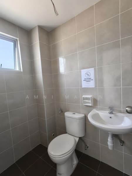 2-storey Terraced House for Sale in Bukit Beruntung (Selangor) - Amni Manan - Bathroom - PropertyGuru.com.my