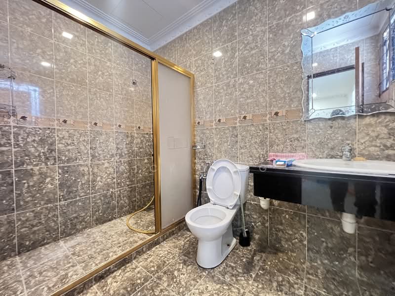 Rumah Berkembar untuk Dijual di Taman Bukit Segar (Cheras) - Nick Yong - Bathroom - PropertyGuru.com.my