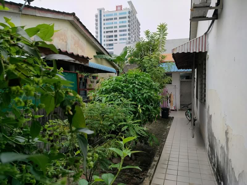 Rumah Berkembar untuk Dijual di Bandar Bayan Baru (Bayan Lepas) - Pen Teo - Exterior - PropertyGuru.com.my