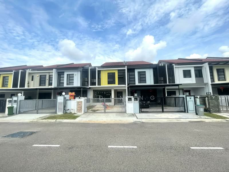 Rumah Teres 2 Tingkat untuk Dijual di Taman Desa Tebrau (Tebrau) - Jayden Ng - Exterior - PropertyGuru.com.my