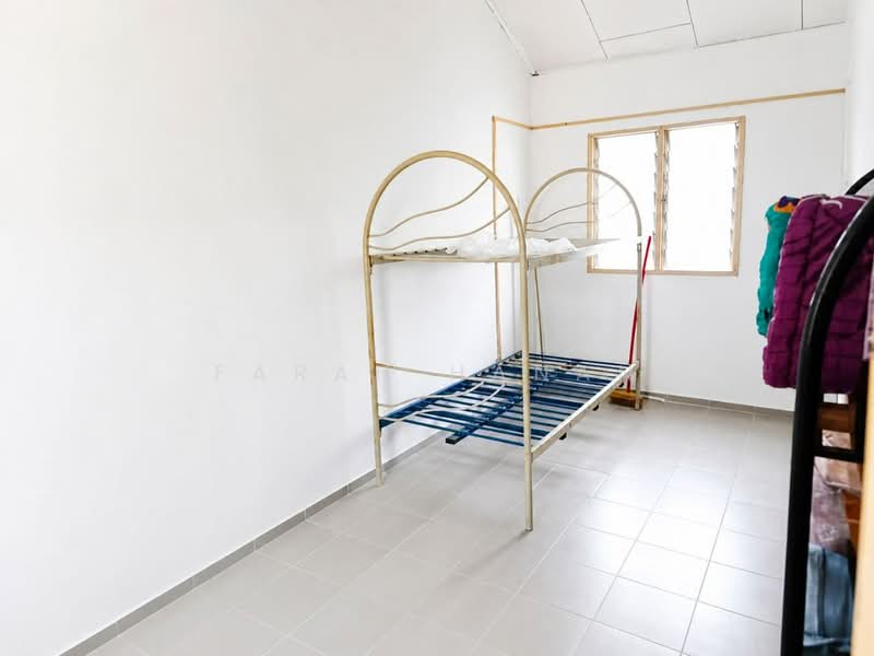 3-storey Terraced House for Rent in Desa Setapak (Wangsa Maju) - Farah Hanan - Bedroom - PropertyGuru.com.my