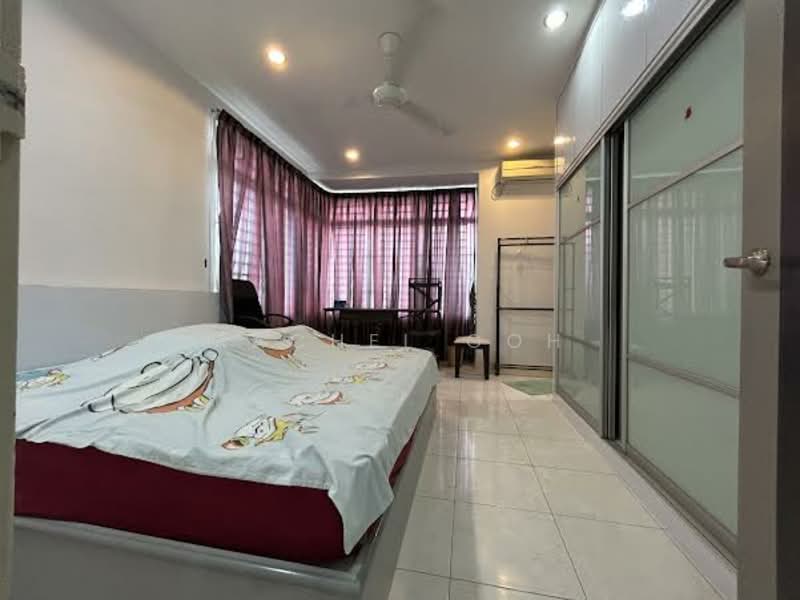 Rumah Teres 2.5 Tingkat untuk Dijual di Taman Setia Indah (Tebrau) - Rachel Goh - Bedroom - PropertyGuru.com.my