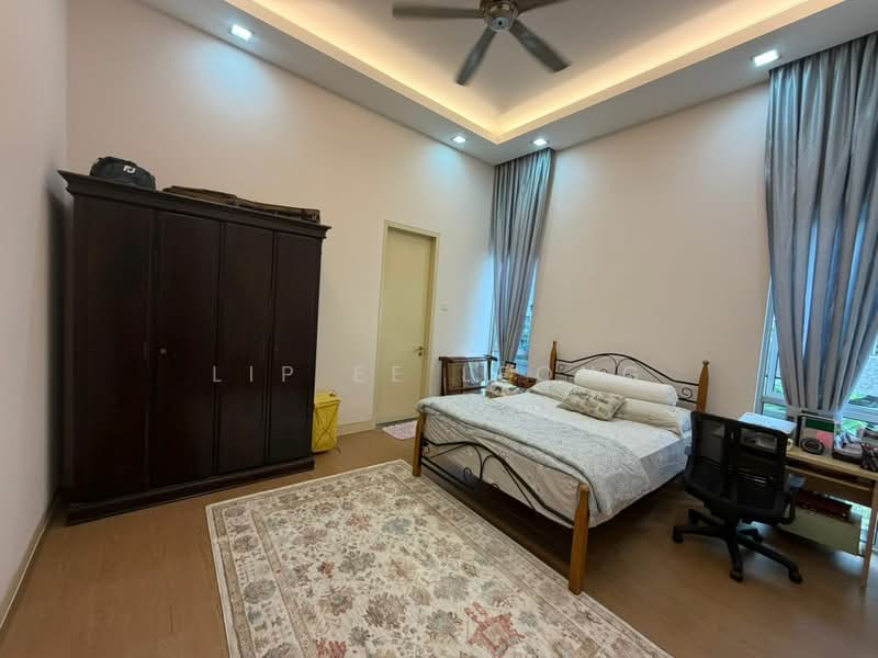 Bungalow for Sale in Taman TTDI Jaya (Shah Alam) - Lip Ee Leong - Bedroom - PropertyGuru.com.my