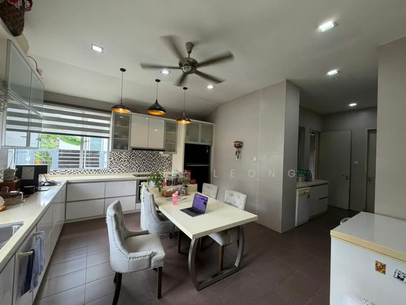 Bungalow for Sale in Taman TTDI Jaya (Shah Alam) - Lip Ee Leong - Kitchen - PropertyGuru.com.my