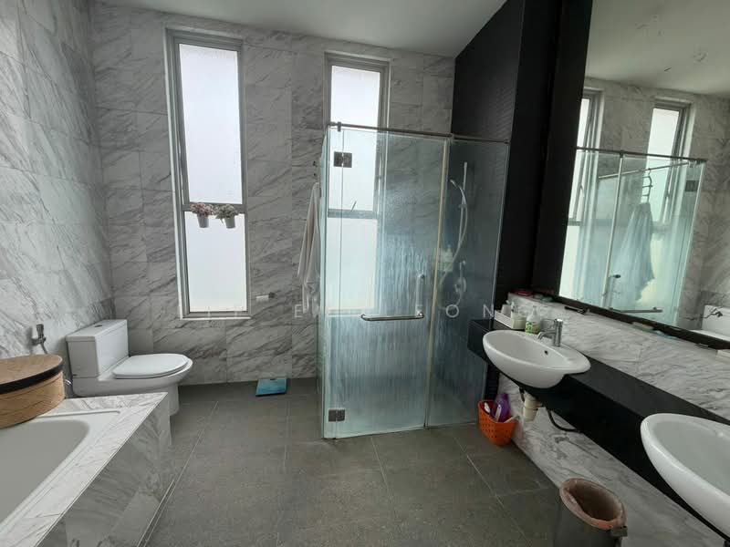 Bungalow for Sale in Taman TTDI Jaya (Shah Alam) - Lip Ee Leong - Bathroom - PropertyGuru.com.my