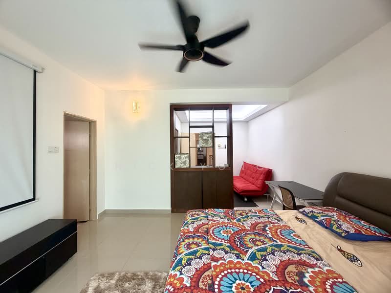 Rumah Teres 2.5 Tingkat untuk Dijual di Taman Bukit Serdang (Seri Kembangan) - Nick Yong - Bedroom - PropertyGuru.com.my