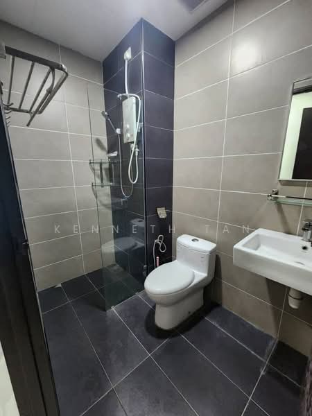 Service Residence for Rent at Wave @ Marina Cove - Kenneth Tan - Bathroom - PropertyGuru.com.my