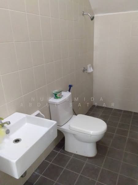 2-storey Terraced House for Sale in Bandar Baru Nilai (Nilai) - Nurasmida Abdul Sattar - Bathroom - PropertyGuru.com.my