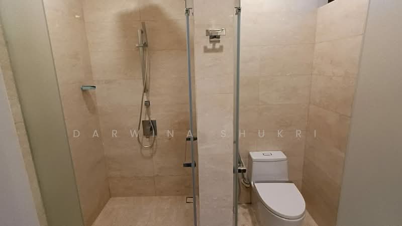 Servis Apartment untuk Disewa di 10 Stonor - Darwina Shukri - Bathroom - PropertyGuru.com.my