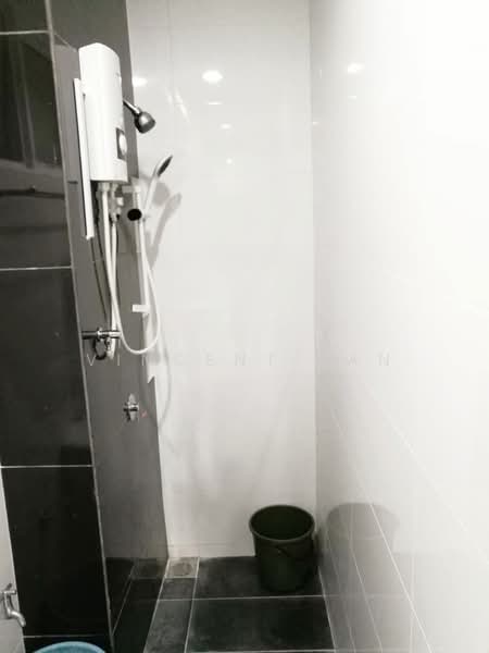 Kondominium untuk Disewa di The Clovers - Vincent Tan - Bathroom - PropertyGuru.com.my