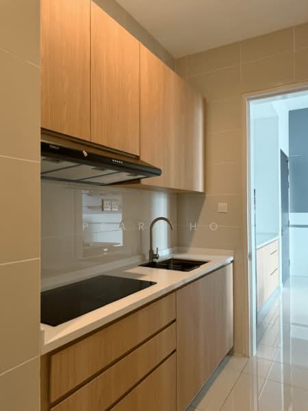 Condominium for Rent at The Maple Residences - Pearl Ho - Kitchen - PropertyGuru.com.my