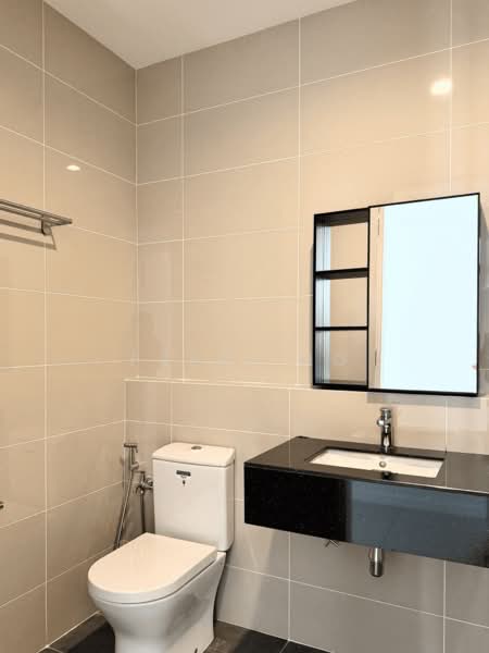 Condominium for Rent at The Maple Residences - Pearl Ho - Bathroom - PropertyGuru.com.my