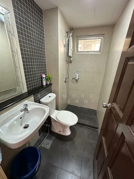 Kondominium untuk Disewa di The Tamarind - Raymond Chiang - Bathroom - PropertyGuru.com.my
