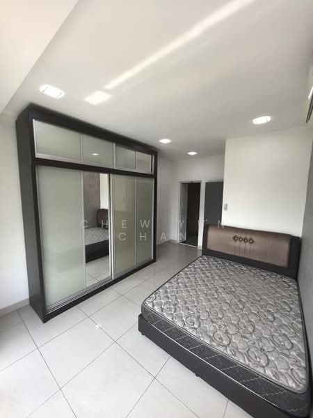 Service Residence for Sale at Pangsapuri Tanah Emas (Golden Sands) - Chew Yun Chan - Bedroom - PropertyGuru.com.my