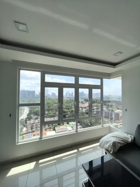 Service Residence for Sale at Pangsapuri Tanah Emas (Golden Sands) - Chew Yun Chan - Living Room - PropertyGuru.com.my