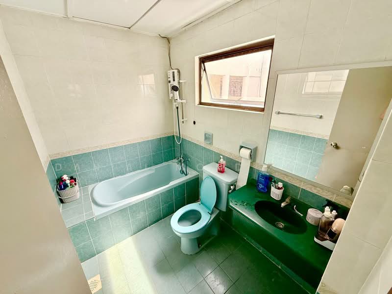Kondominium untuk Dijual di Tiara Faber - Danial Mohd Zaki - Bathroom - PropertyGuru.com.my