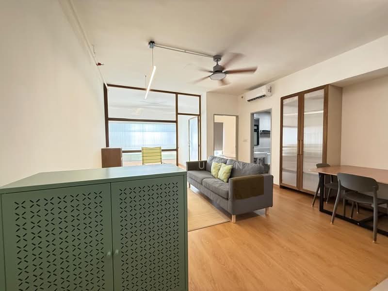 Servis Apartment untuk Disewa di Maya Bay Residences @ Gamuda Cove - Yi Xuan - Living Room - PropertyGuru.com.my