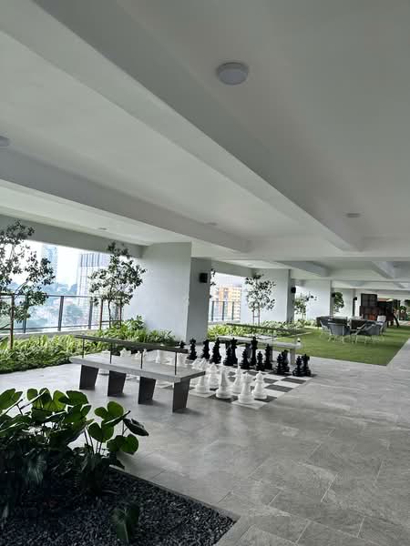 Kondominium untuk Dijual di Skyline KL - Paris Chin - Exterior - PropertyGuru.com.my