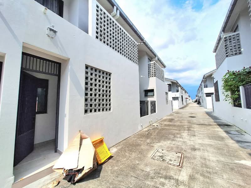 2-storey Terraced House for Sale in Elmina (Shah Alam) - Amzar Faiz - Exterior - PropertyGuru.com.my