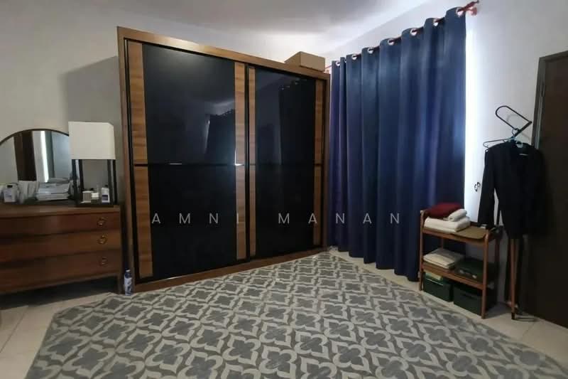 Rumah Teres 2 Tingkat untuk Dijual di Kampung Batu 9 Kebun Baru (Telok Panglima Garang) - Amni Manan - Bedroom - PropertyGuru.com.my