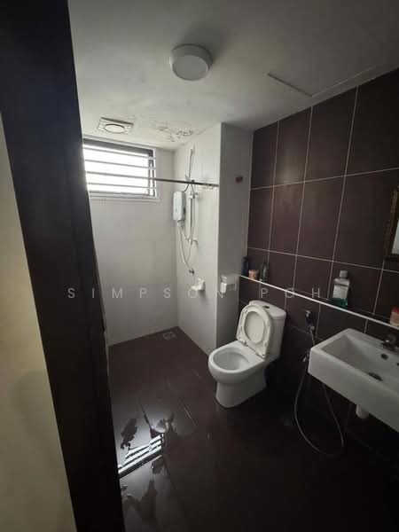 Service Residence for Sale at The Garden Residences - Simpson Poh - Bathroom - PropertyGuru.com.my