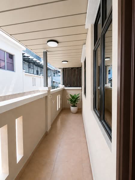 Rumah Teres 2 Tingkat untuk Dijual di Kinrara Residence (Puchong) - Chong Hui Ying - Balcony - PropertyGuru.com.my