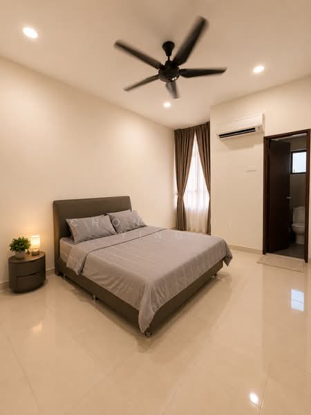 Rumah Teres 2 Tingkat untuk Dijual di Kinrara Residence (Puchong) - Chong Hui Ying - Bedroom - PropertyGuru.com.my