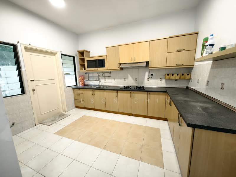 Townhouse for Rent in Petaling Jaya (Selangor) - Wilson Chin - Kitchen - PropertyGuru.com.my