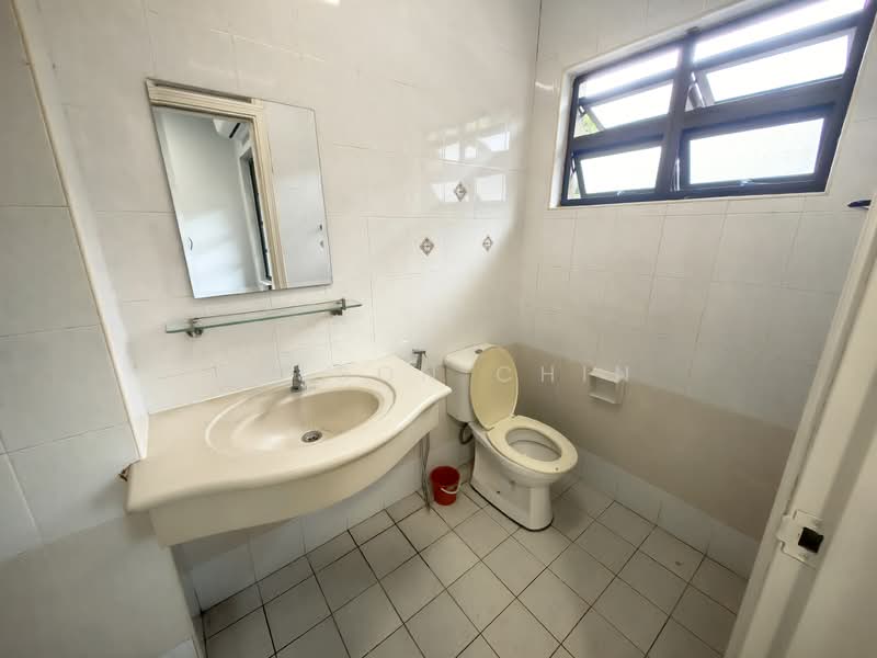 Townhouse for Rent in Petaling Jaya (Selangor) - Wilson Chin - Bathroom - PropertyGuru.com.my