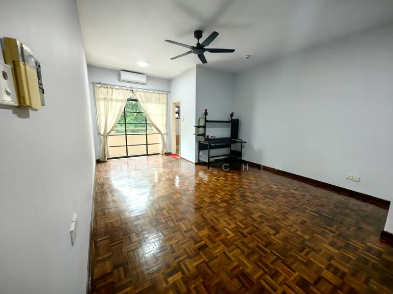 Townhouse for Rent in Petaling Jaya (Selangor) - Wilson Chin - Living Room - PropertyGuru.com.my