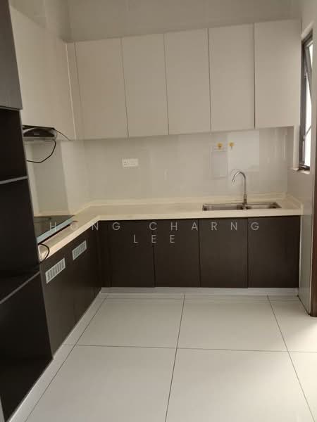 Condominium for Rent at Kings Bay @ Country Garden Danga Bay - Hong Charng Lee - Kitchen - PropertyGuru.com.my