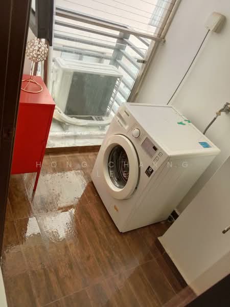 Condominium for Rent at Kings Bay @ Country Garden Danga Bay - Hong Charng Lee - Balcony - PropertyGuru.com.my