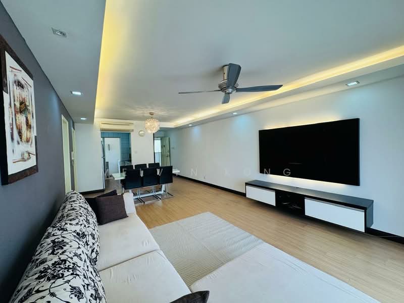 Servis Apartment untuk Disewa di Sky Suites @ KLCC - Melvin Kong - Living Room - PropertyGuru.com.my