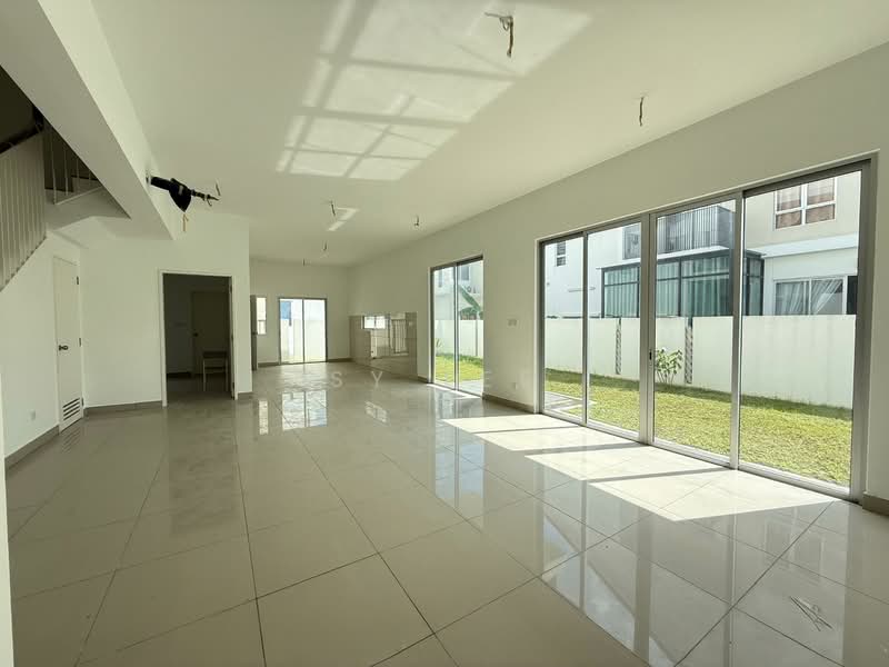 Rumah Teres 2 Tingkat untuk Disewa di Bandar Gamuda Cove (Dengkil) - SY Lee - Living Room - PropertyGuru.com.my