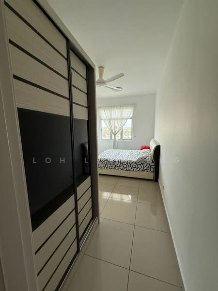 Service Residence for Rent at Meridin Bayvue @ Sierra Perdana - Loh Lee Peng - Bedroom - PropertyGuru.com.my