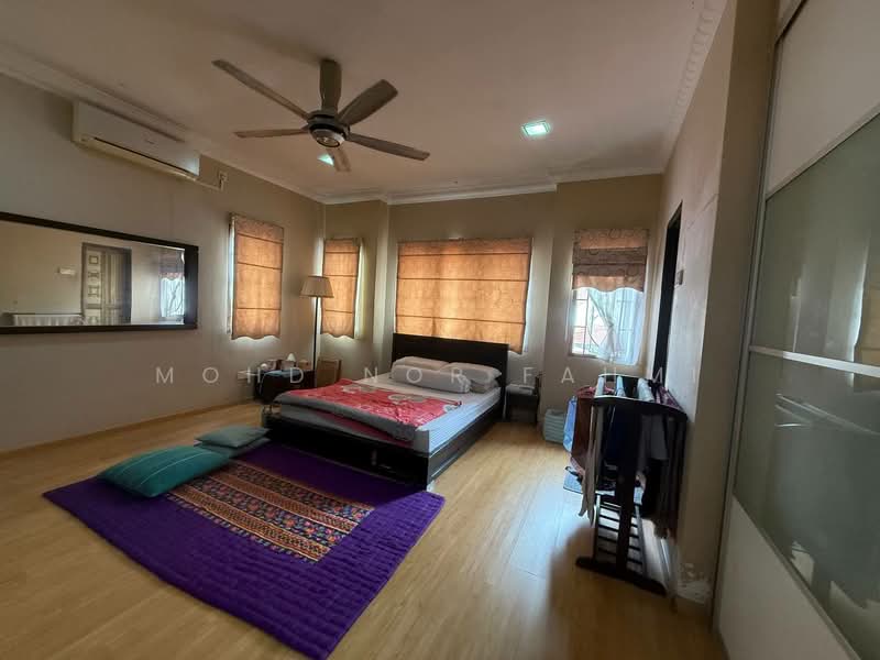 3-storey Terraced House for Sale in Batu Caves (Selangor) - Mohd Nor Fahmi - PropertyGuru.com.my