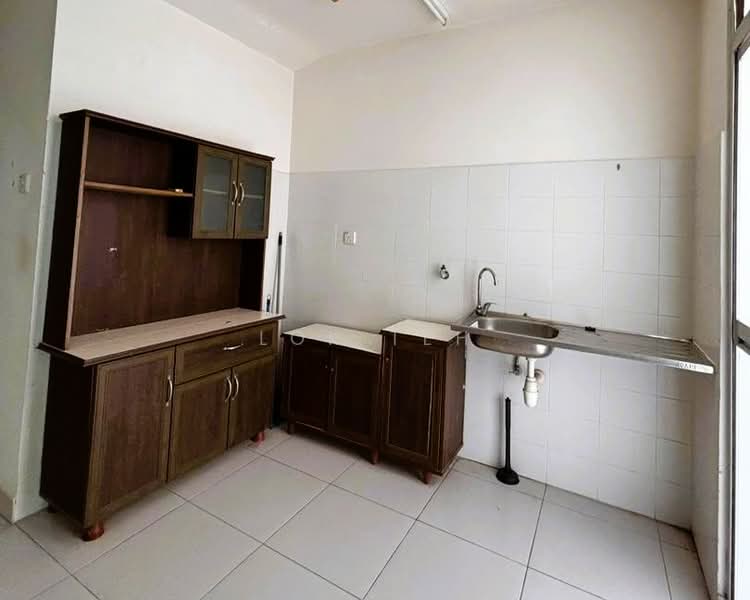 Servis Apartment untuk Disewa di Domain 3 @ NeoCyber - Lok Teh - Kitchen - PropertyGuru.com.my