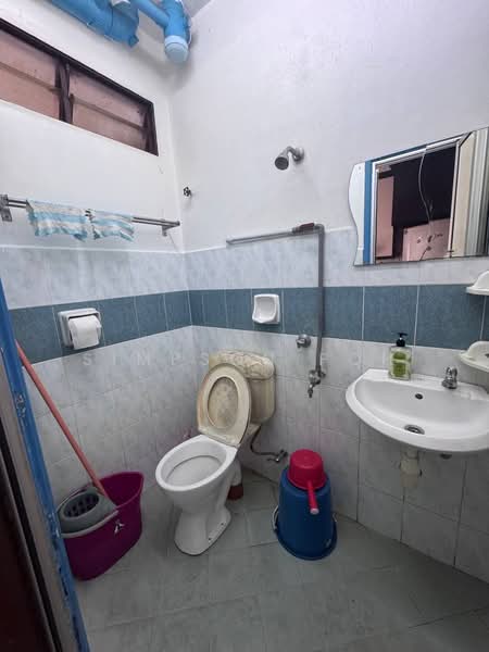 2-storey Terraced House for Sale in Taman Sri Pulai Perdana (Skudai) - Simpson Poh - Bathroom - PropertyGuru.com.my