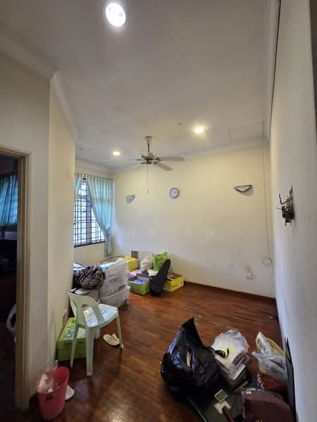 Rumah Teres 2 Tingkat untuk Dijual di Taman Molek (Johor Bahru) - Finn Aw - Living Room - PropertyGuru.com.my