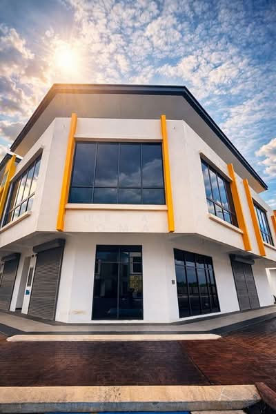 Shop / Office for Sale in Seksyen 35 (Shah Alam) - Nur Alia Omar - Exterior - PropertyGuru.com.my