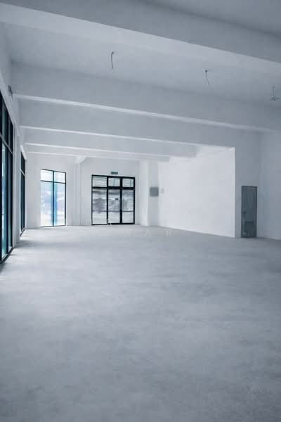 Shop / Office for Sale in Seksyen 35 (Shah Alam) - Nur Alia Omar - Interior - PropertyGuru.com.my