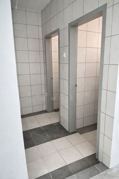 Shop / Office for Sale in Seksyen 35 (Shah Alam) - Nur Alia Omar - Interior - PropertyGuru.com.my