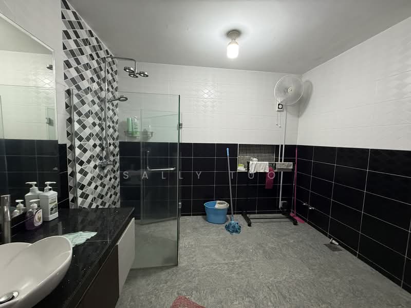 Semi-Detached House for Sale in Iskandar Puteri (Nusajaya) (Johor) - Sally Tuo - Bathroom - PropertyGuru.com.my
