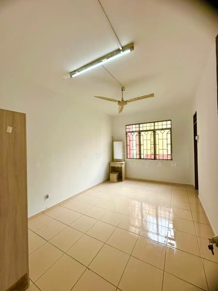 Apartment for Sale at Mentari Court - Ahmad Fikri Amer Hamzah - Interior - PropertyGuru.com.my