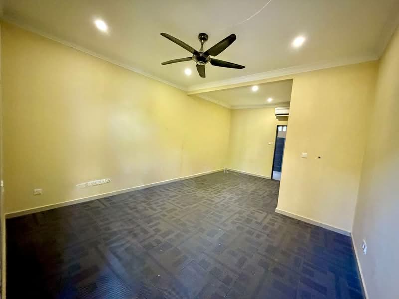 Rumah Berkembar untuk Dijual di Bandar Enstek (Negeri Sembilan) - Ali Idris - Interior - PropertyGuru.com.my