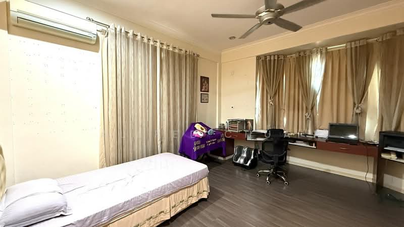 Rumah Banglo untuk Dijual di Taman Satria Jaya (Kuching) - Alfred Chua - Bedroom - PropertyGuru.com.my