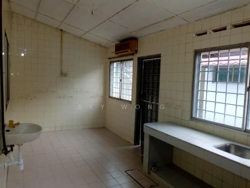 Rumah Teres 1 Tingkat untuk Dijual di Bandar Kinrara (Selangor) - Sky Wong - Kitchen - PropertyGuru.com.my