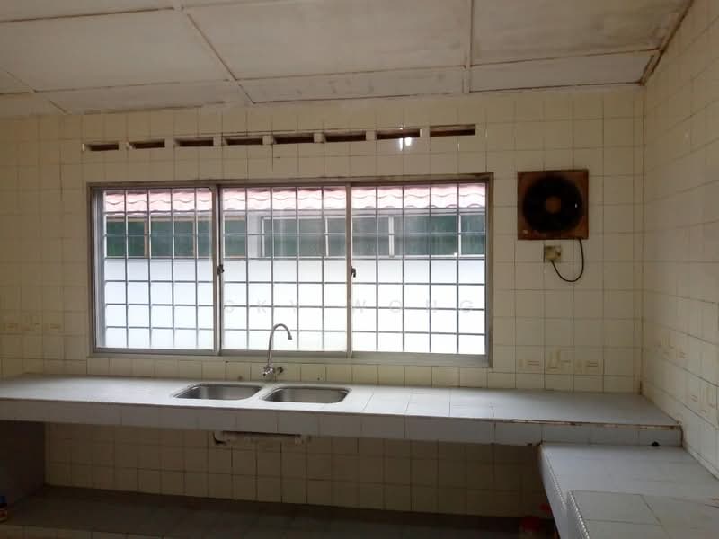 Rumah Teres 1 Tingkat untuk Dijual di Bandar Kinrara (Selangor) - Sky Wong - Kitchen - PropertyGuru.com.my